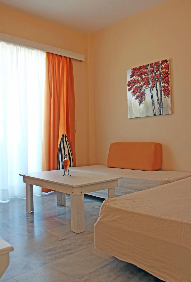 Castello Bianco Aparthotel Платанес Экстерьер фото