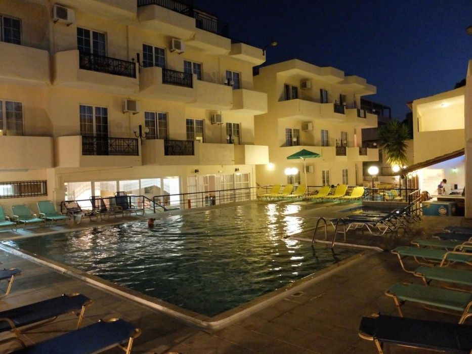Castello Bianco Aparthotel Платанес Экстерьер фото
