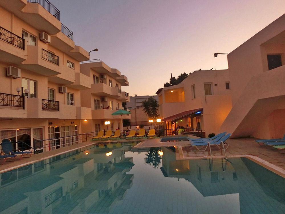 Castello Bianco Aparthotel Платанес Экстерьер фото